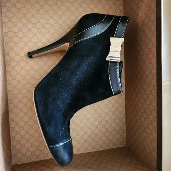 Gucci Suede Booties - Picture 6 of 6